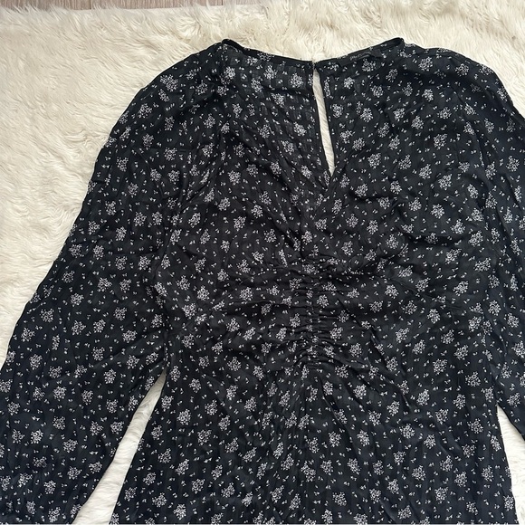 Madewell Dress Ruched Midi V-neck Long Sleeve Floral True Black 2 - Picture 6 of 14